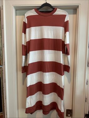 Striped Long-Sleeve Tunic Dress in Rust and White